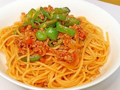 豚ひき肉でナポリタン風パスタ☆ちょっと節約レシピ